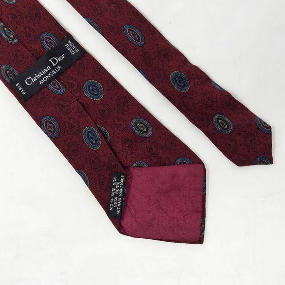 CHRISTIAN DIOR MONSIEUR VINTAGE SILK TIE RED MEDALLION SMOOTH 3.5" X 58" - Picture 3 of 4